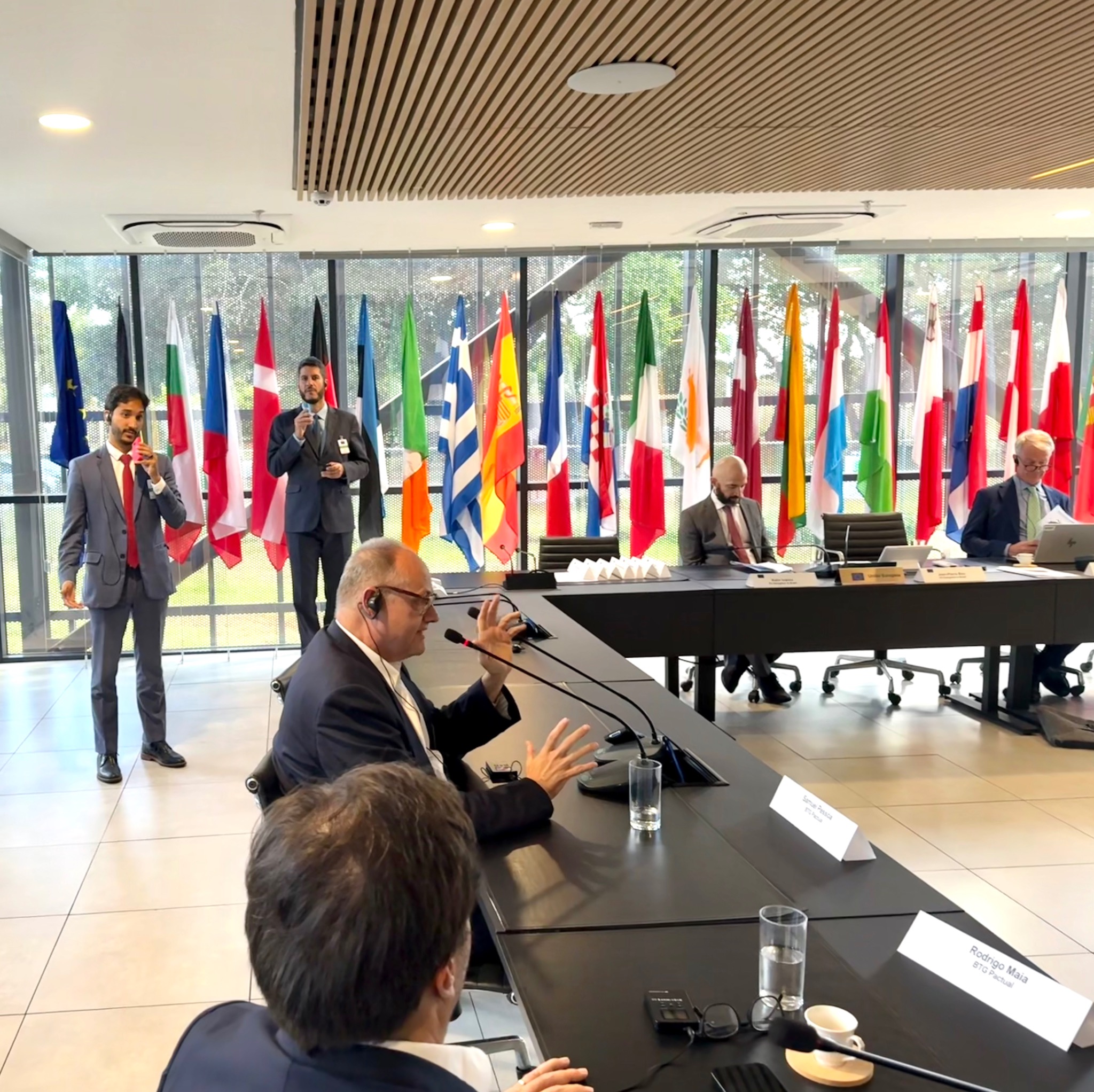 Meeting in an international setting